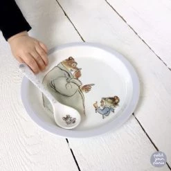 Petit Jour Paris Vaisselle Enfant Coffret Cadeau 5 Pièces Gris Bébé -Vaisselle et accessoires de cuisine enfant Soldes coffret cadeau 5 pieces gris bebe 4