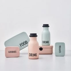 Design Letters Gourdes Enfant Et Boîtes à Goûter Gourde Drink Verte 330ml -Vaisselle et accessoires de cuisine enfant Soldes gourde drink verte 330ml 2