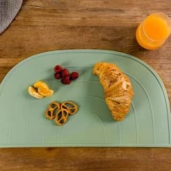 Kindsgut Accessoires De Cuisine Enfant Set De Table Arc-en-ciel En Silicone Pistache -Vaisselle et accessoires de cuisine enfant Soldes set de table arc en ciel en silicone pistache 2