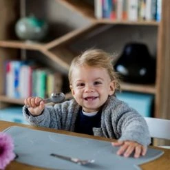 Kindsgut Accessoires De Cuisine Enfant Set De Table En Forme D’ours En Silicone Gris Foncé -Vaisselle et accessoires de cuisine enfant Soldes set de table en forme d ours en silicone gris fonce 3