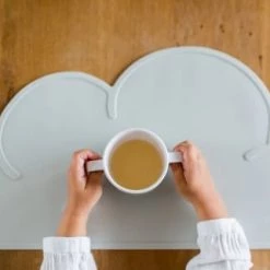 Kindsgut Accessoires De Cuisine Enfant Set De Table En Forme De Nuage En Silicone Gris Clair -Vaisselle et accessoires de cuisine enfant Soldes set de table en forme de nuage en silicone gris clair 2